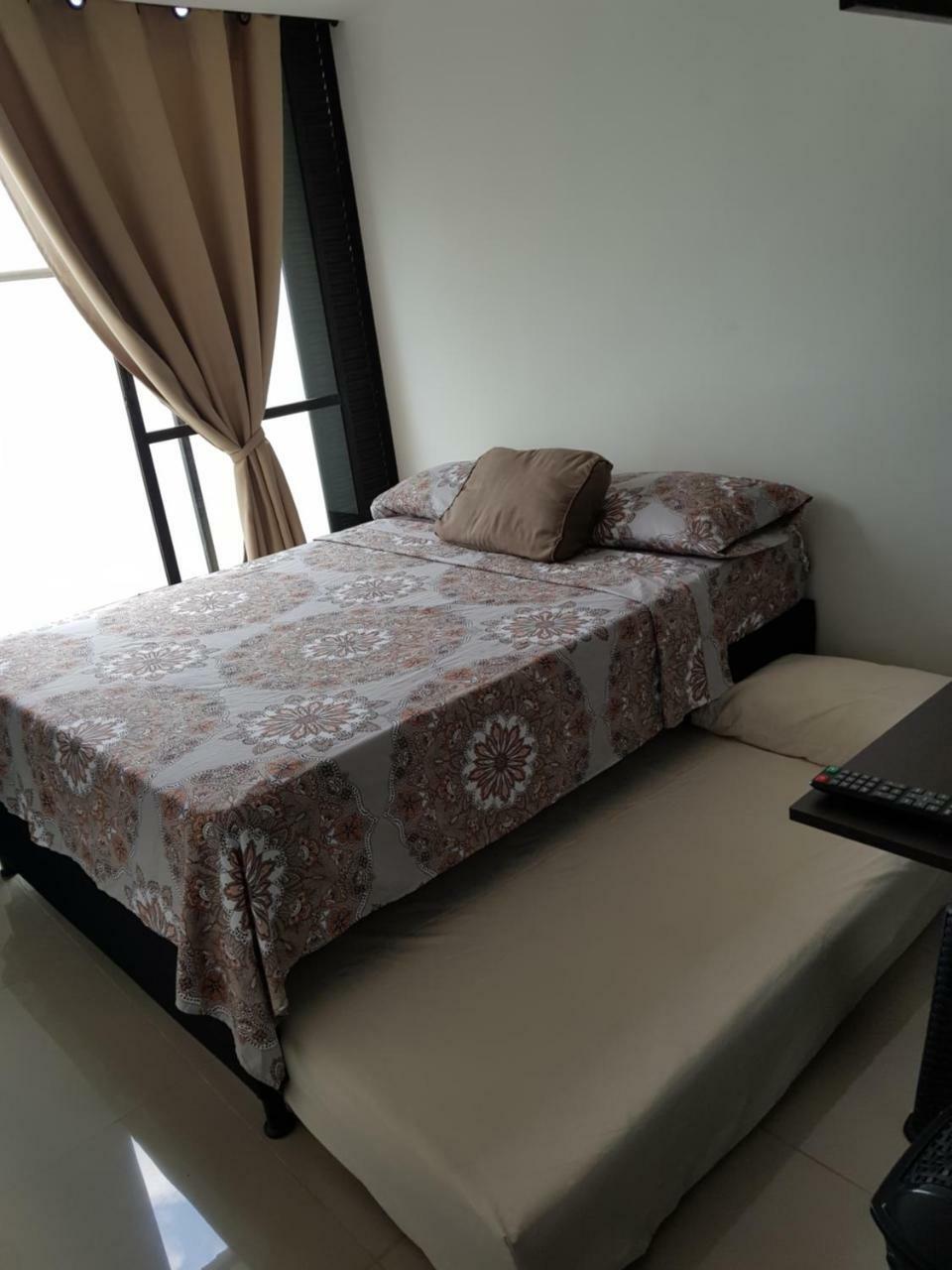 Apartasuites Medellin Los Molinos מראה חיצוני תמונה